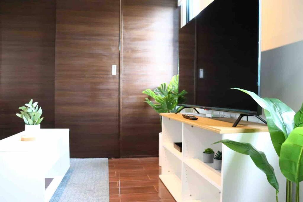 Air Residences Makati - Fully Furnished Condo With Skyline Views! マニラ市 エクステリア 写真